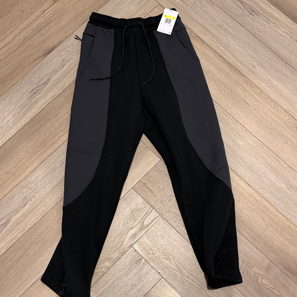 Nike Men’s Tech Fleece Black Anthracite pants